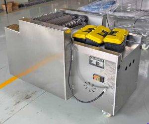 Automatic Coconut Husk Chip Cutting Machine