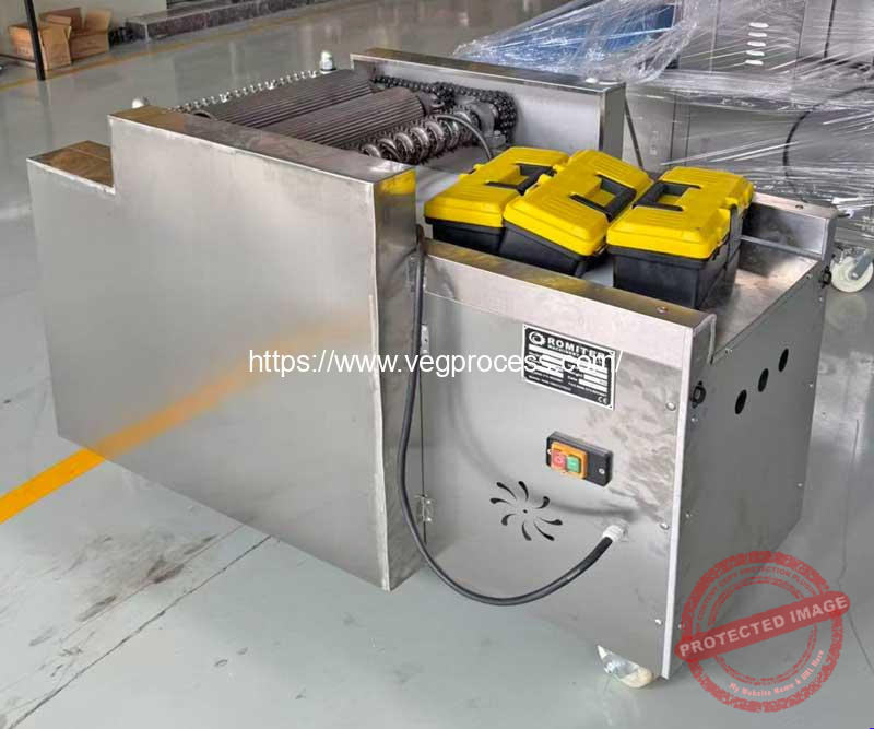 Automatic-Coconut-Husk-Chip-Cutting-Machine-for-India-Customer